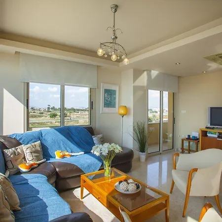 At Last Your Luxury In Mackenzie Eftyhia Villa Larnaca