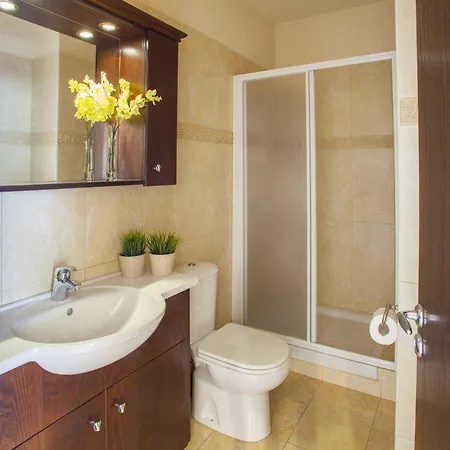 Βίλα At Last Your Luxury In Mackenzie Eftyhia